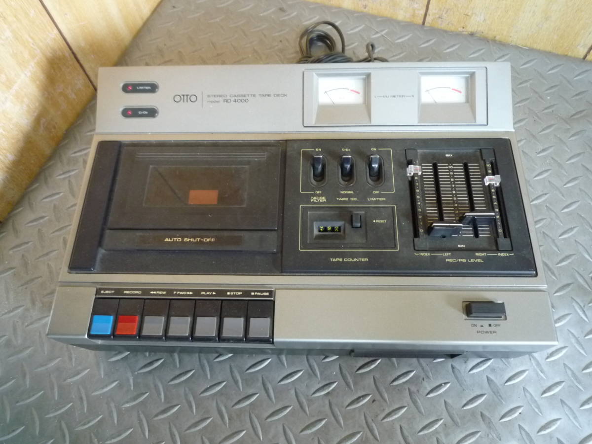 サンヨー OTTO オットーRD4000 カセットデッキグッドデザイン(一般)｜売買されたオークション情報、yahooの商品情報をアーカイブ