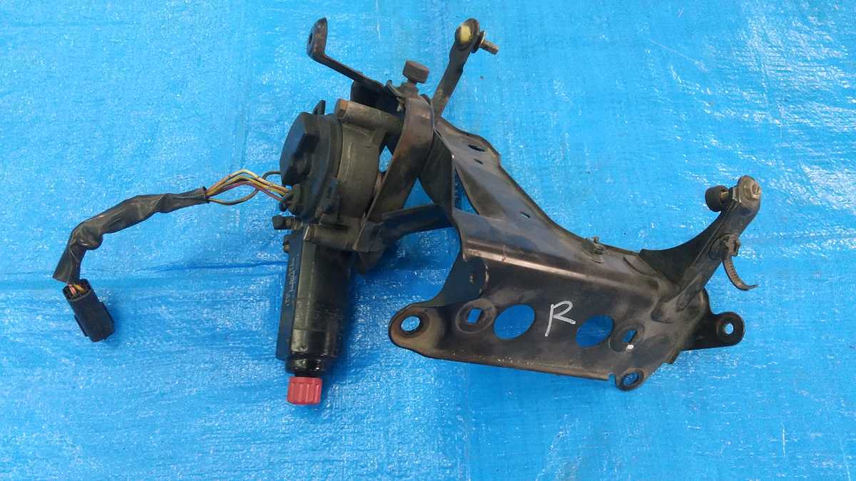 RX-7 FD3S リトラクタブル 純正リトラクタブルヘッドライトカバー 