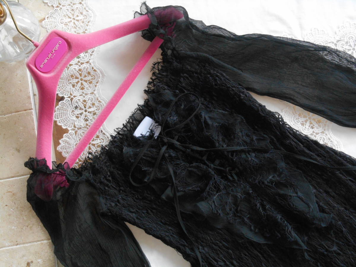 イタリア製*PF PAOLA FRANI*8万円くらい 繊細総レースシャーリングが  