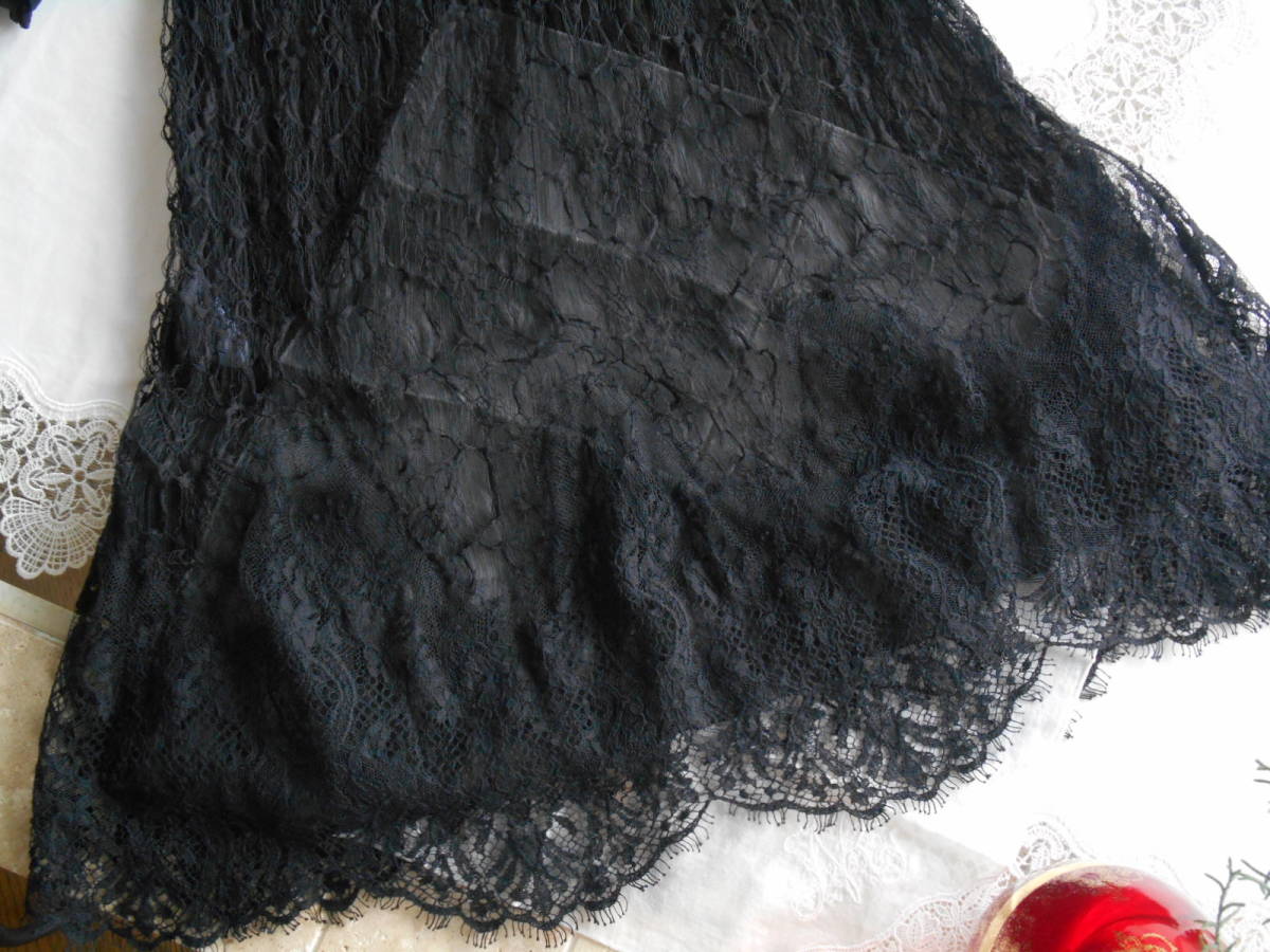 イタリア製*PF PAOLA FRANI*8万円くらい 繊細総レースシャーリングが  