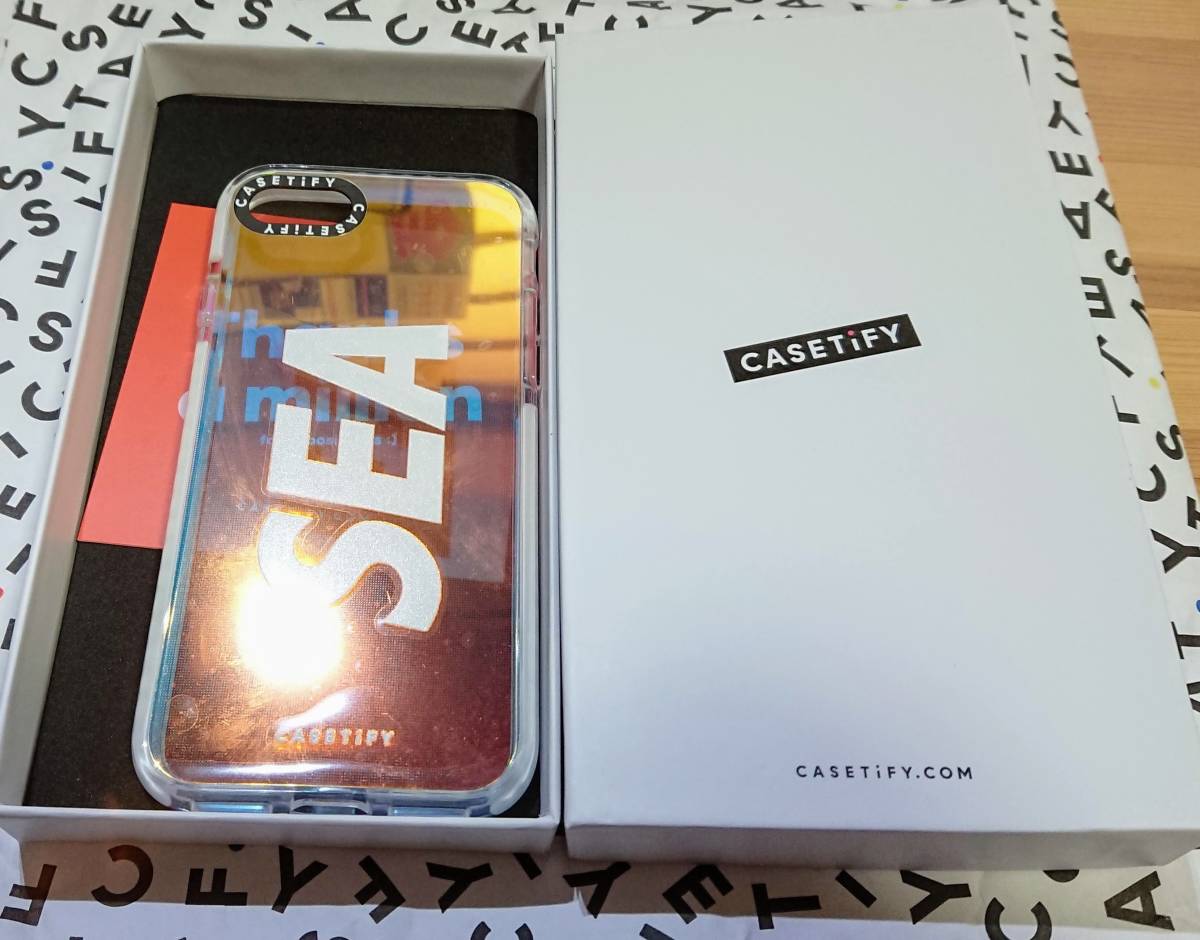 ￼ CASETiFY × WIND AND SEA オーロラ iPhone SE WIND AND SEA CASETiFY iPhone SE SE2 MAIN LOGO iPhoneケース 木村