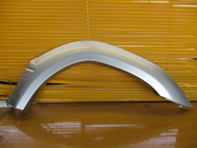 超激得，超激得，HOT RZJ95W KZJ95W ランドクルーザー プラド 純正 右 フロント フェンダー モール 右側 75601-60010-B1(サイド)｜売買されたオークション情報、yahooの商品情報をアーカイブ公開 - オークファン トヨタ用