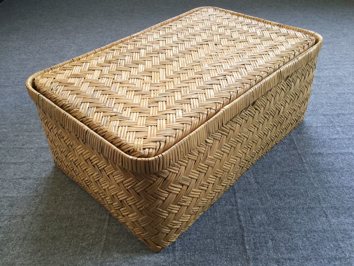 竹行李 収納と整理に使えるすず竹の行李 バスケット｜古家具 – 市川