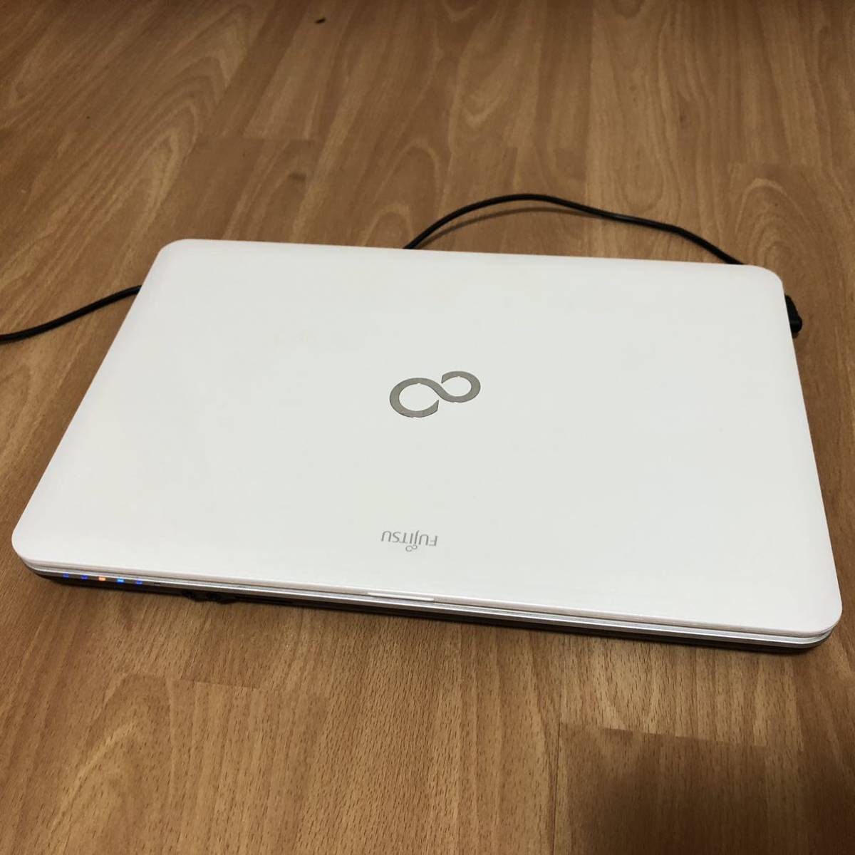 HDD320GB！メモリ4GB！ホワイト富士通 NF/E50 HDD320GB！メモリ4GB！ホワイト富士通 NF/E50 富士通 FMV-BIBLO NF/E50