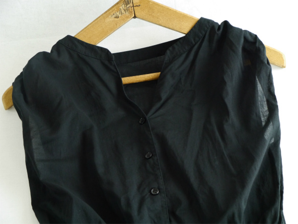 エヌナチュラル ビューティベーシック N Natural Beauty Basic 涼感 ここちよく ノースリーブ モード ワンピース 黒 M ワンピース 売買されたオークション情報 Yahooの商品情報をアーカイブ公開 オークファン Aucfan Com