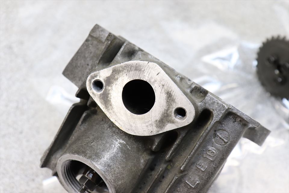 モンキー シリンダーヘッド ホンダ純正 0 6V 純正 刻印E－16