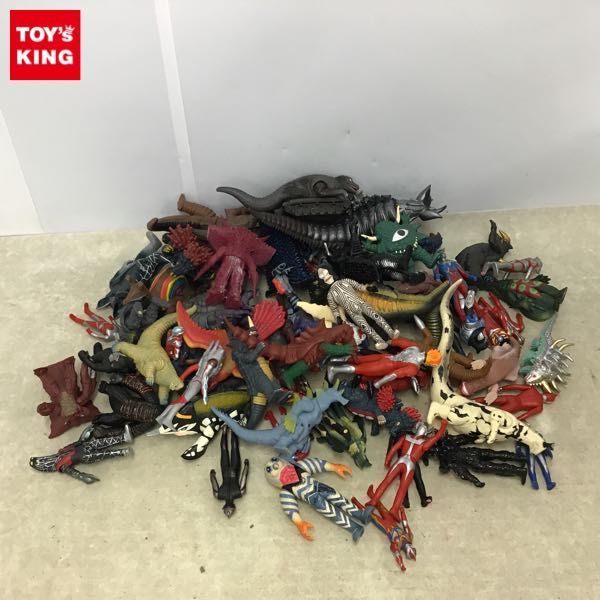 1円～ 訳あり ウルトラマン 怪獣 ソフビ フィギュア ダダ ゼットン