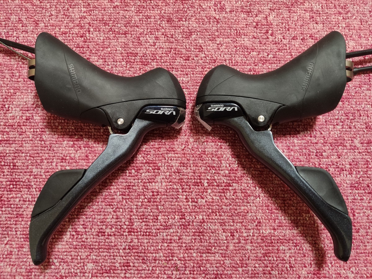 新車外し品】SHIMANO SORA R3000 STIレバー＋フロント・リア