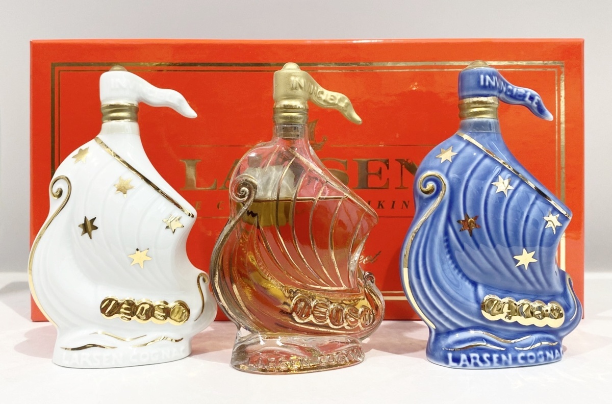  LARSEN LE COGNAC DES VIKINGS ラーセン ミニボトル バイキングシップ 陶器 未開栓 ヴァイキング 船 ミニチュア コレクション K2191(その他)｜売買されたオークション情報、yahooの商品情報をアーカイ コニャック