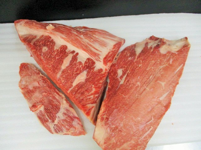 ◆◇福島A４　特選三角バラセット　３，０１ｋｇ　◇◆ ◇◇ ◇◇宮崎牛A５ 超特三角バラ芯 ◇◇いわて牛A５ （82）◇◇ （13）