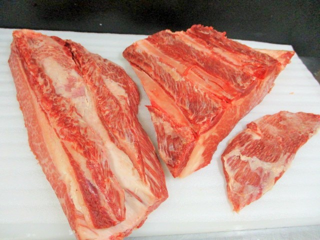 ◆◇福島A４　特選三角バラセット　３，０１ｋｇ　◇◆ ◇◇ ◇◇宮崎牛A５ 超特三角バラ芯 ◇◇いわて牛A５ （82）◇◇ （13）