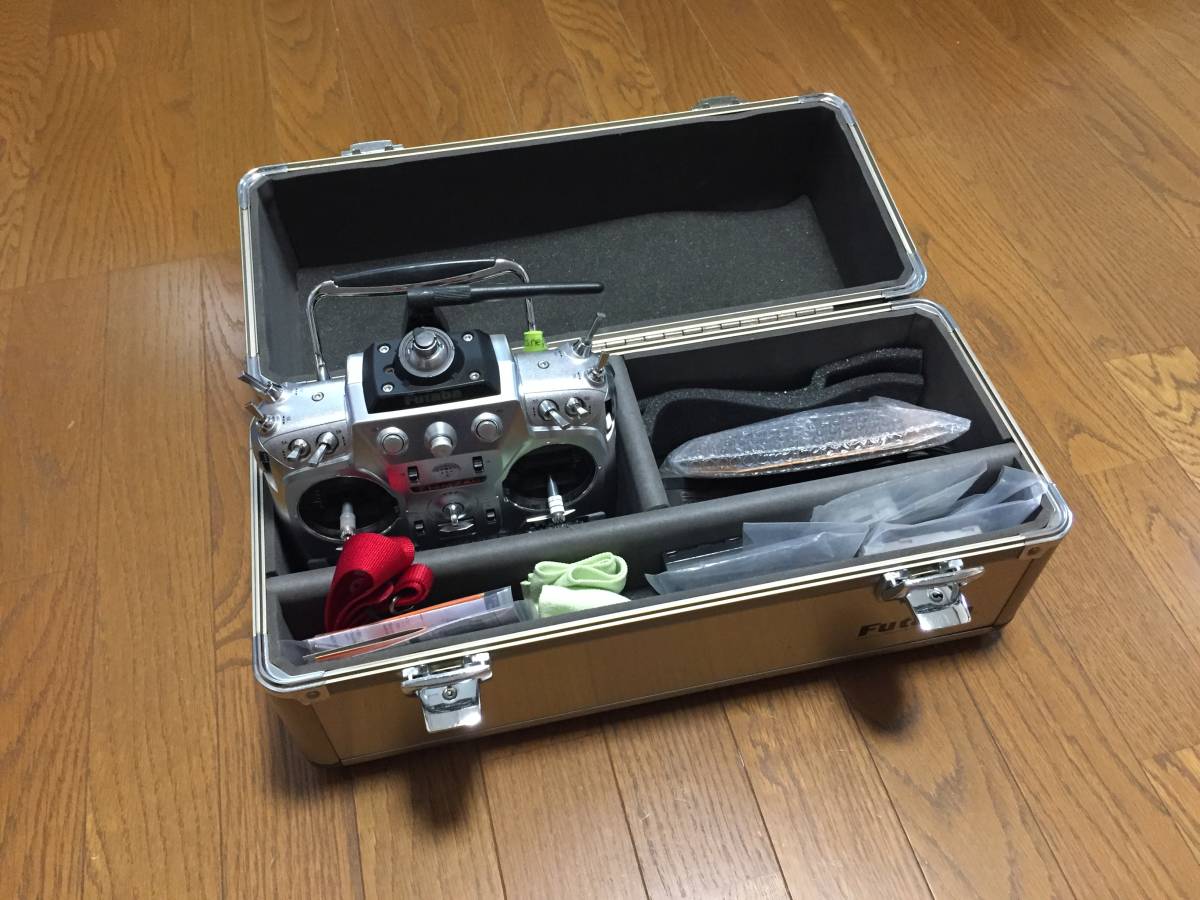 FUTABA 送信機 T-14MZ と キャリーケース 他 美品 フタバ 14MZ | と T-