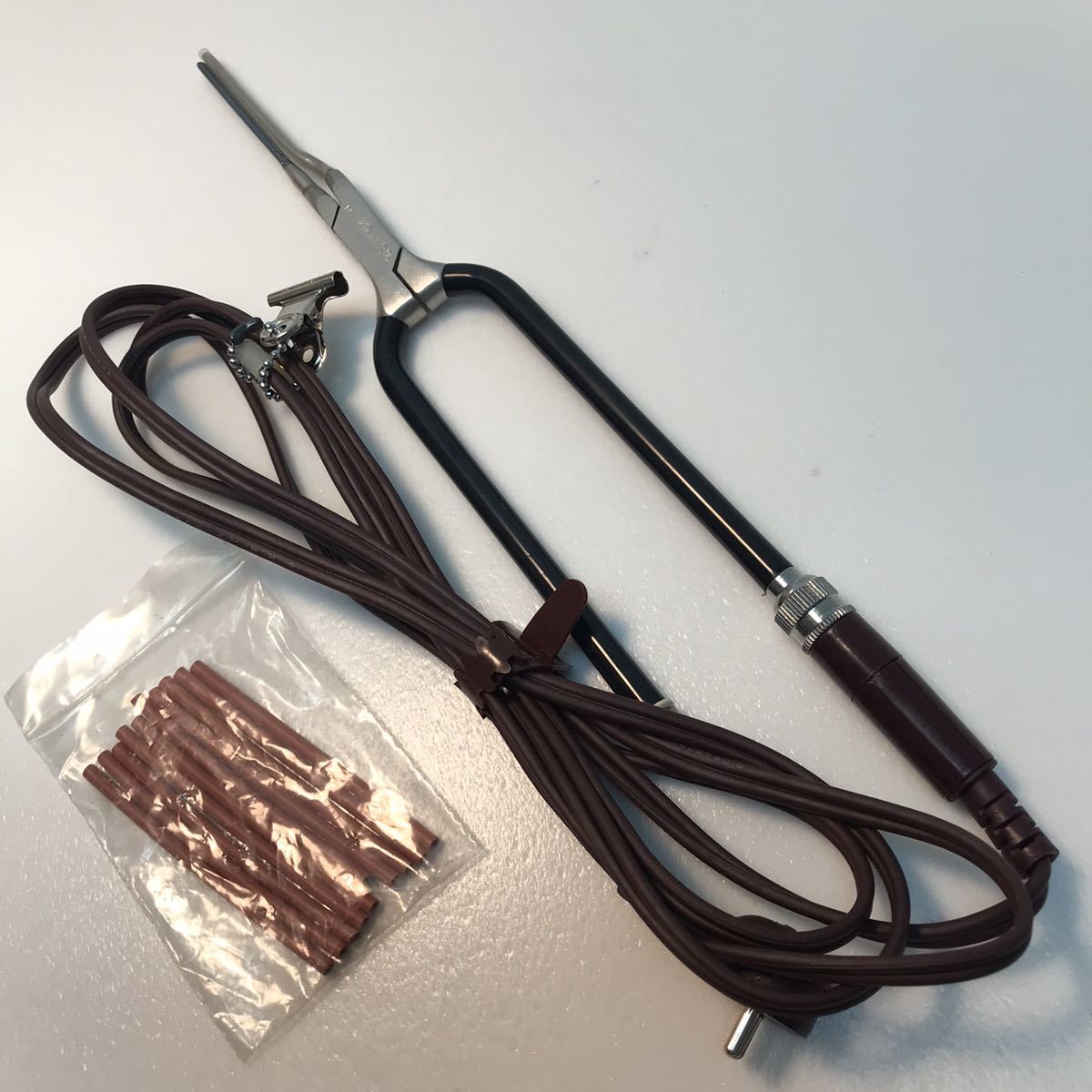 未使用品 シルバーアイロン 1.8ミリ超極細アイロン 廃盤品 /レンツ