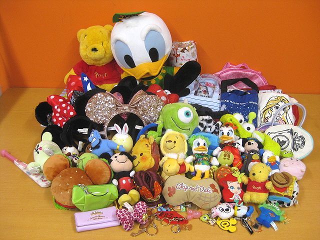 7262pez Disney ディズニーキャラクター ミッキーミニー カチューシャ トートバッグ メダルなど 大量まとめ ディズニー 売買されたオークション情報 Yahooの商品情報をアーカイブ公開 オークファン Aucfan Com