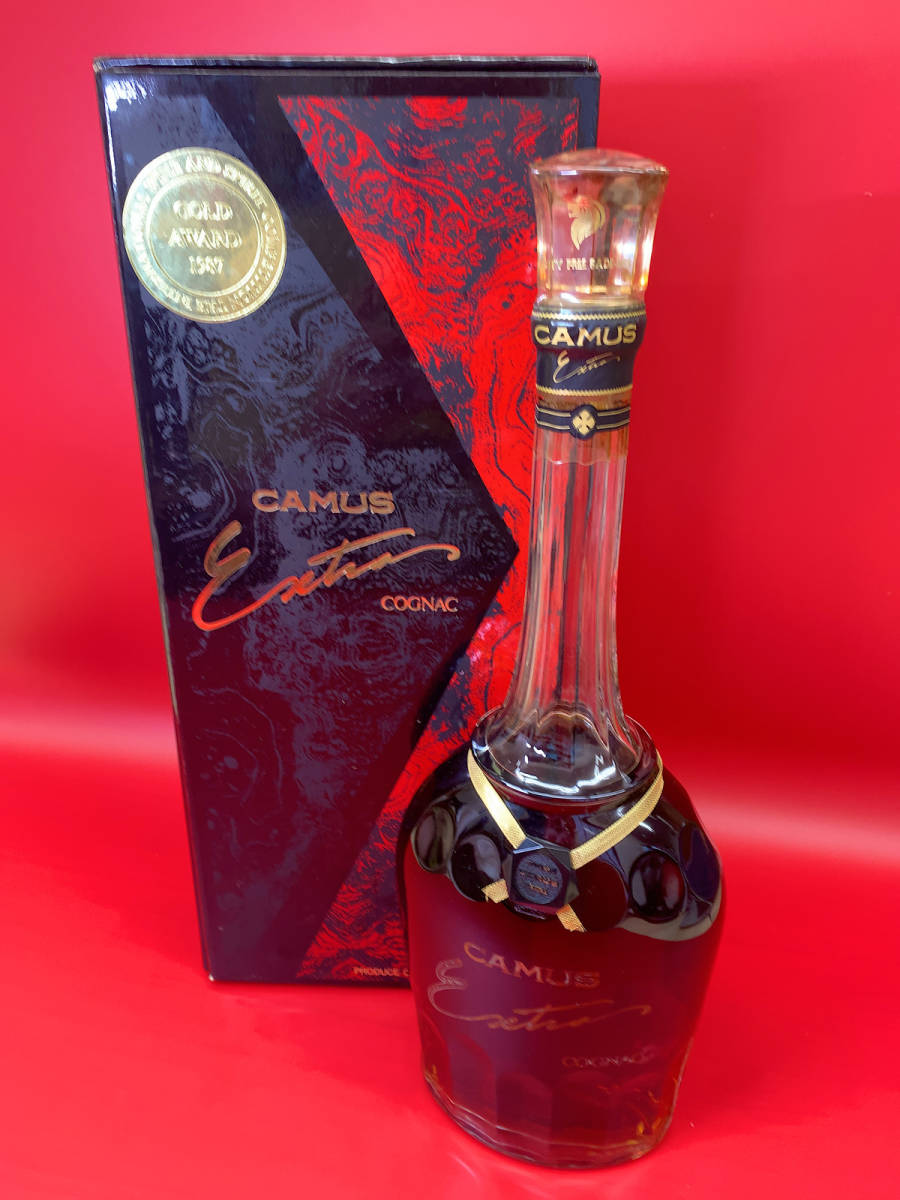 1249] カミュ コニャック エクストラ ロングネック 700ml 箱付 CAMUS