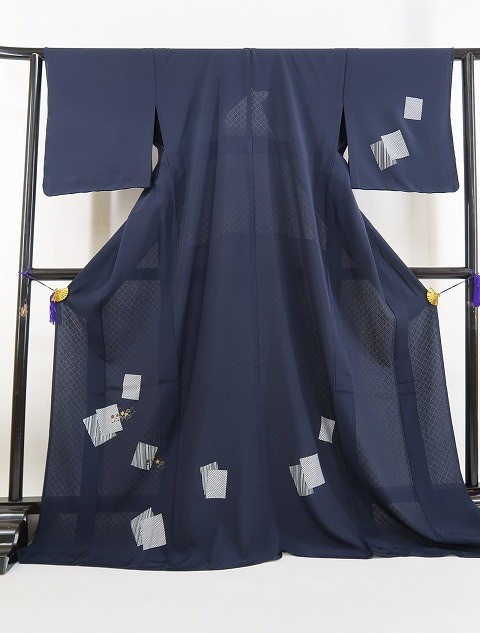 ゆめsaku 新品 縦絽 夏着物“懐かしさと共に晴れやかな気持ちが芽生える和の