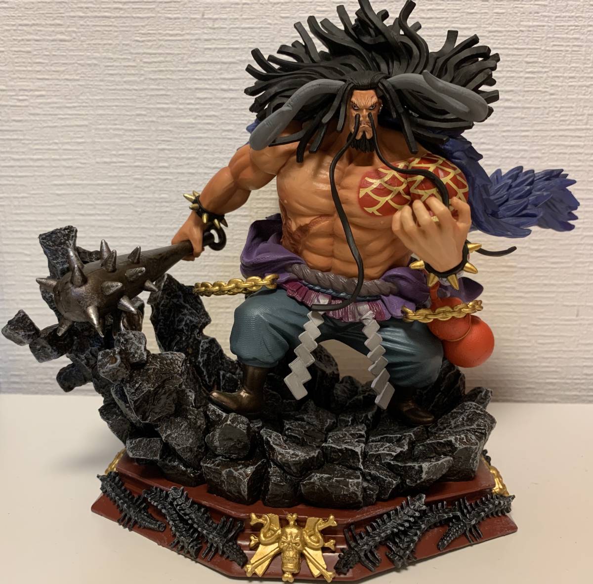 ワンピース フィギュア 四皇 カイドウ 塗装済み完成品 海外限定 開封品箱あり One Piece 売買されたオークション情報 Yahooの商品情報をアーカイブ公開 オークファン Aucfan Com