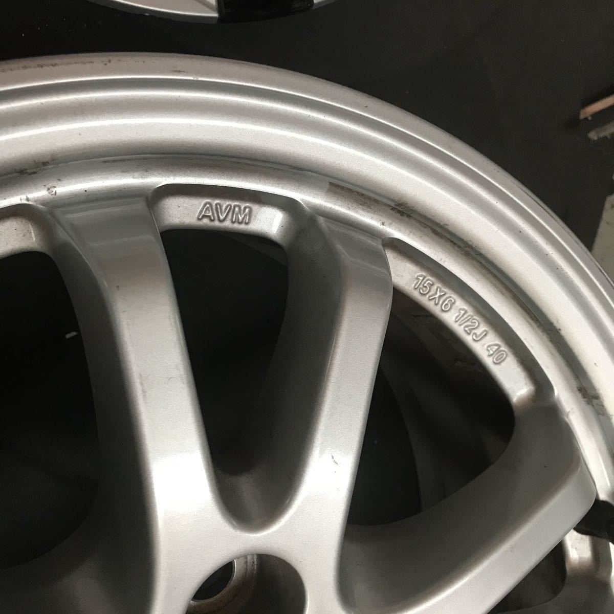 18インチ　9.5j ＋35 pcd100 豊富な，新作】 プリウス 50 純正 アルミホイール ホイールキャップ 1