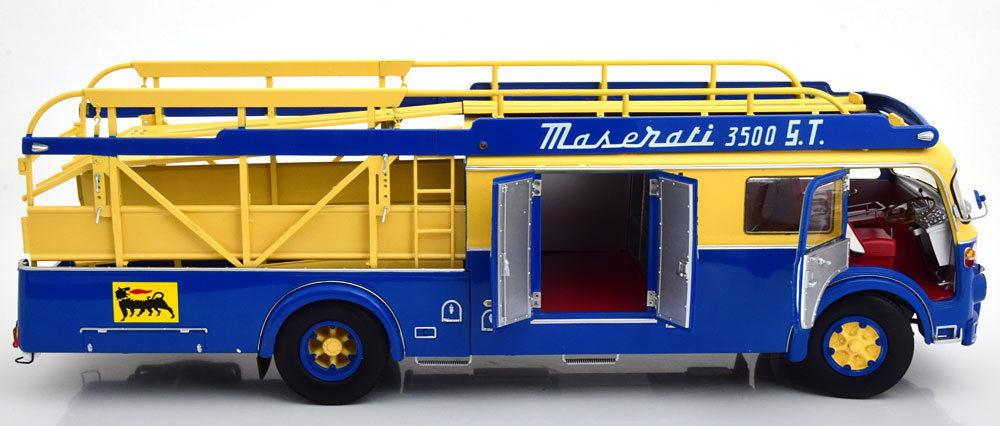 CMR新品1⁄18 フィアット マセラティ トランスポーター ミニカー