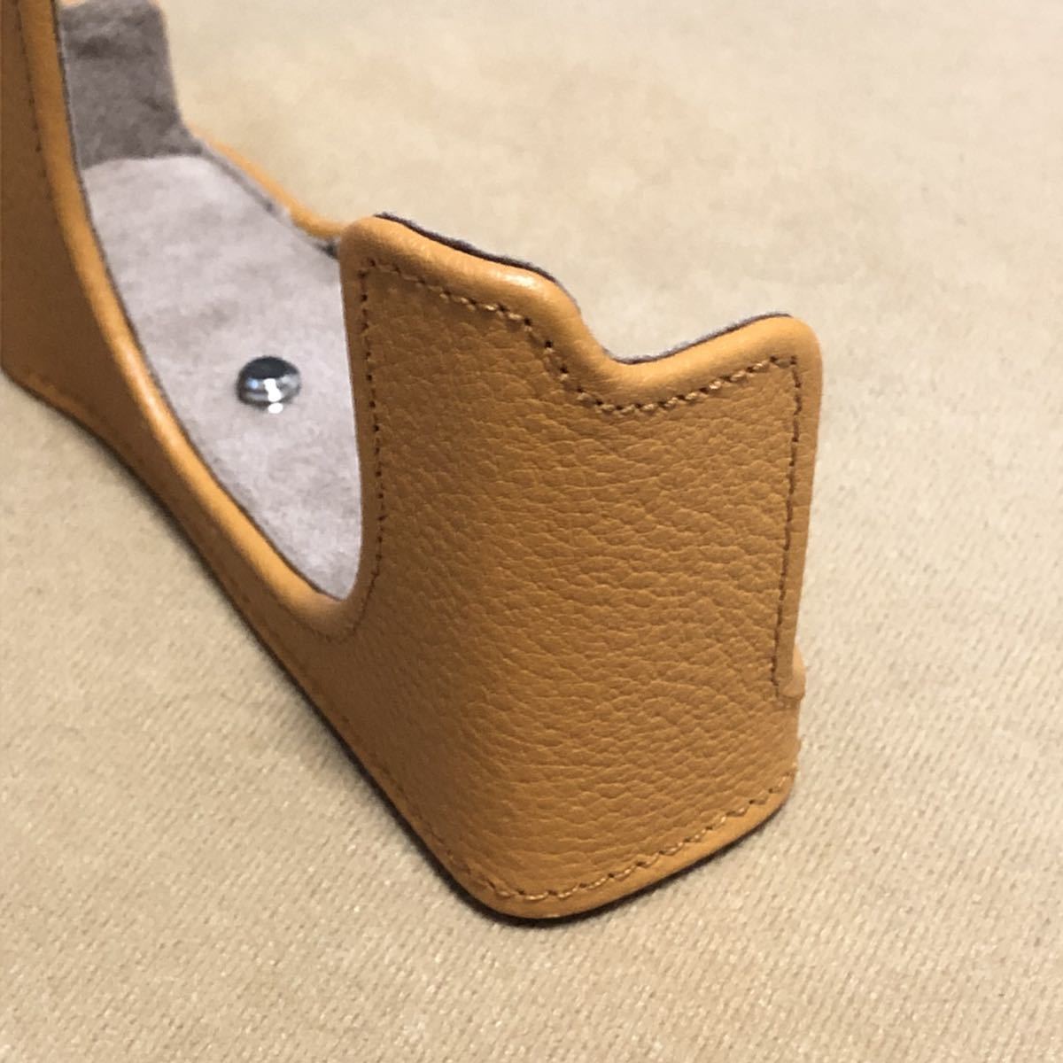 送料込み)OLYMPUS 本革ボディジャケット　CSCH-120 ライトブラウン　未使用_6