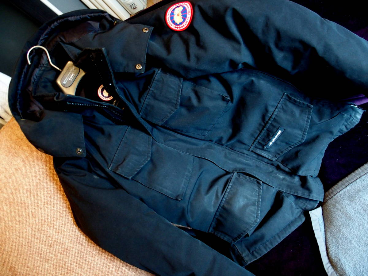 カナダグース CANADA GOOSE カムループス 4075JM R ダウンジャケット 