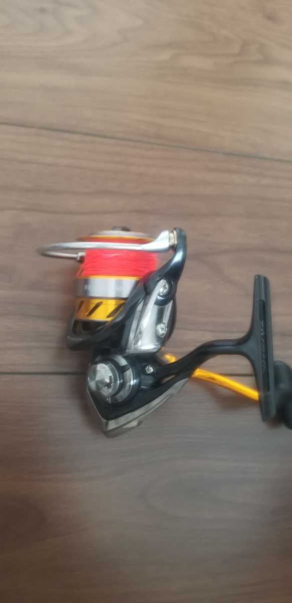 レブロス 0 1 スピニングリール ダイワ 15レブロス | ダイワ(Daiwa) DAIWA 2500｜＠ベリーネット - REVROS｜トレファクONLINE 日本最大新品中古釣具WEBショップ MICHELIN's コスパ最強１万以下ならこれで後悔しない！ 2500」の