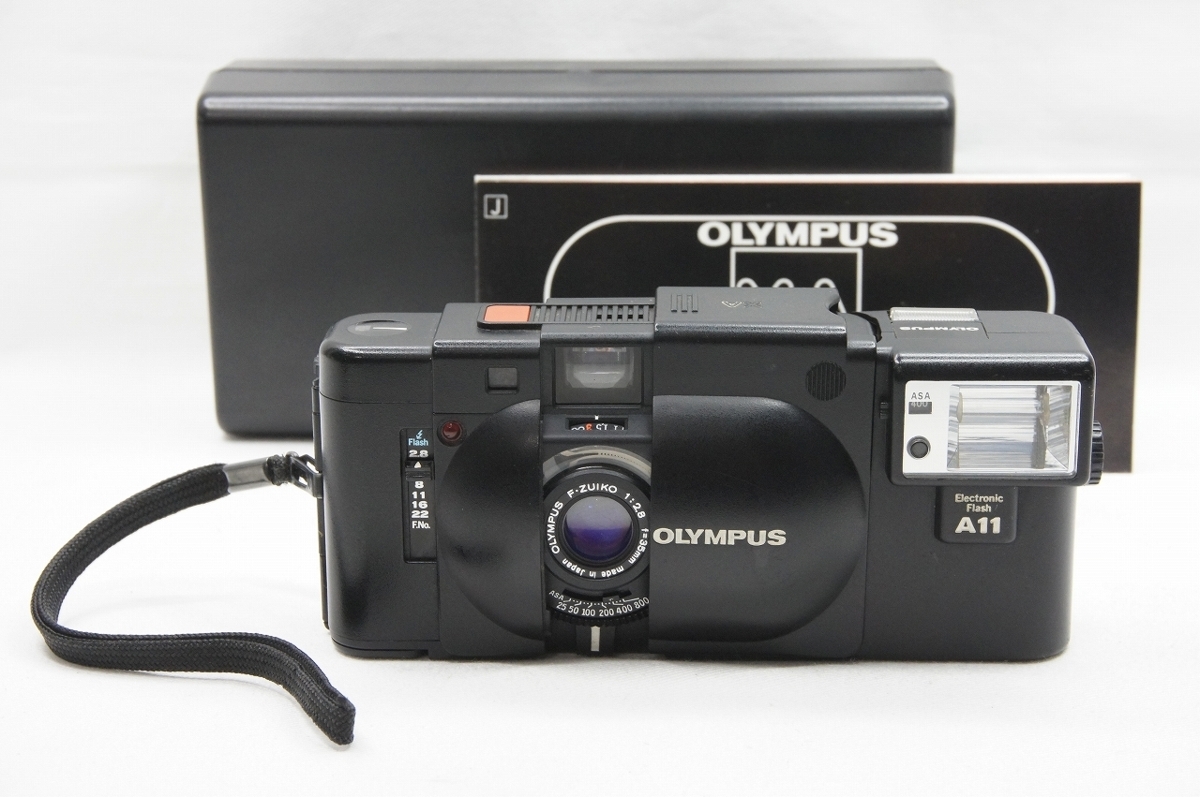 送料無料ギフト 【アルプスカメラ】訳あり OLYMPUS『XA』35mm