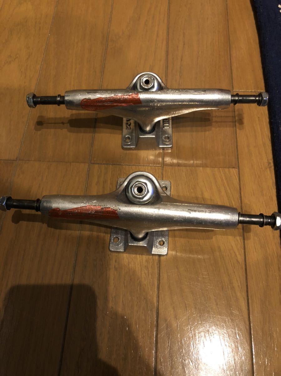 Thunder - 0 Trucks Skateboard Team Titanium Polished Truck Lights Set | Silver T-II 149mm TII