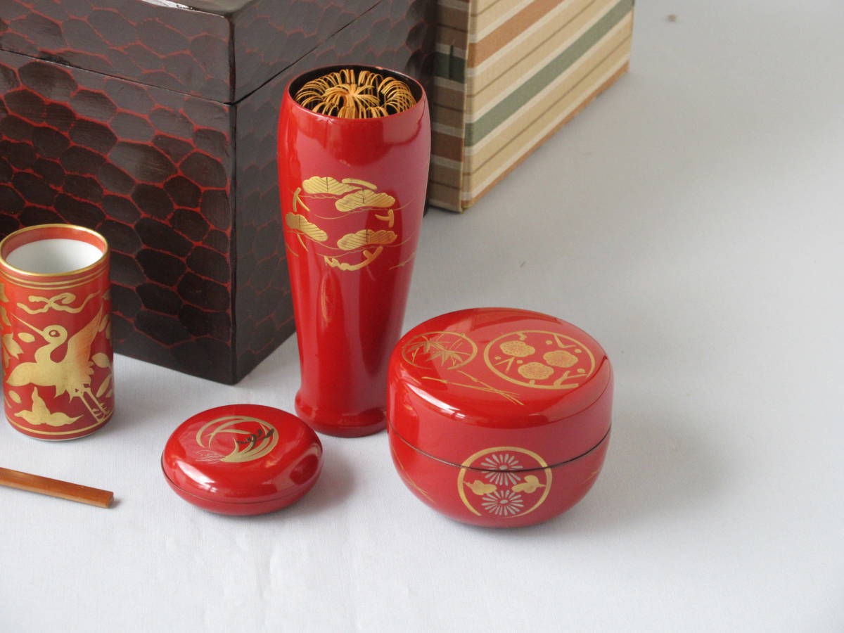 鎌倉彫 蘭彫文 利休茶箱揃い】 【鎌倉彫 蘭彫文 茶箱9点セット】 花