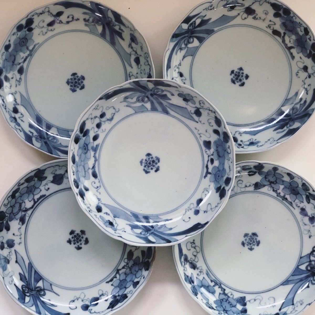 良品 古伊万里 五弁花 6寸皿 5客セット 渦福 骨董(染付)|売買されたオークション情報、yahooの商品情報をアーカイブ公開 ...