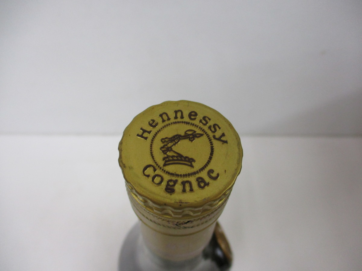 K2993☆古酒☆1000円～☆未開栓☆箱付☆HENNESSY VSOP ヘネシー金