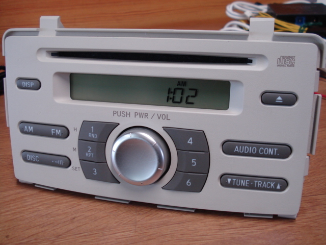 ALPINE アルパイン CDA-9886Ji 1DIN CDプレーヤー（USB・チューナー