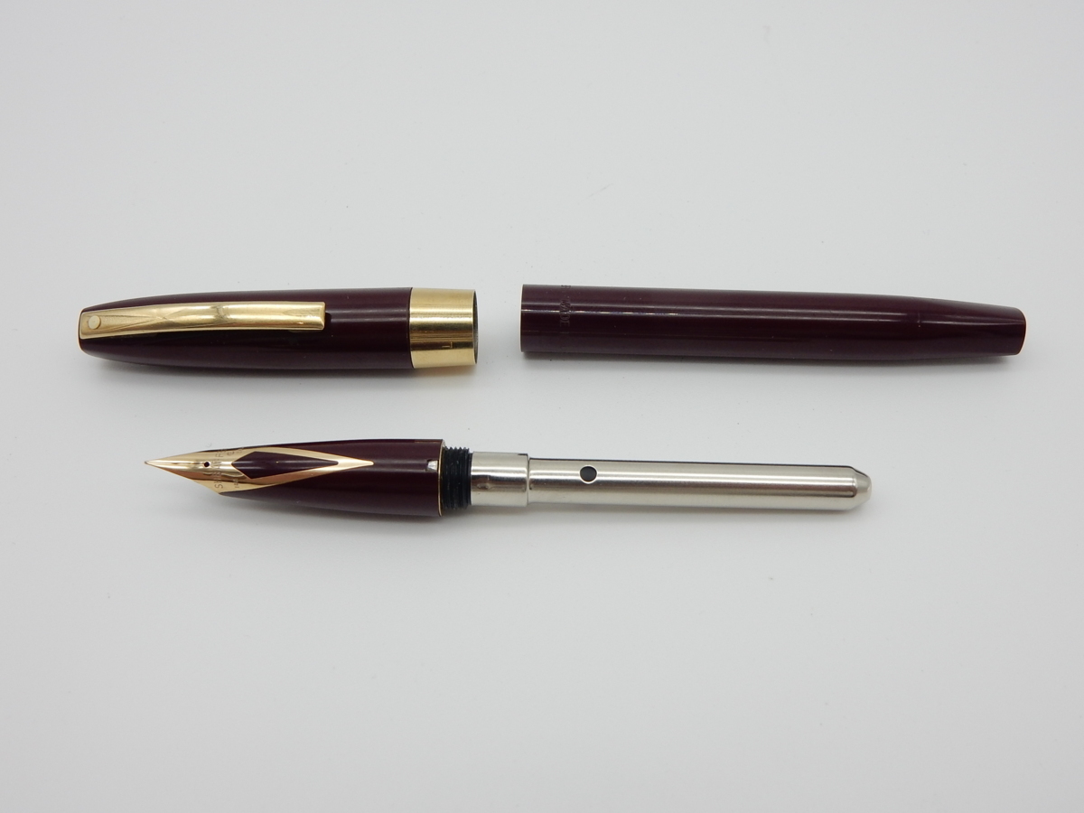 Sheaffer インペリアル グリーン軸 14Kペン先 希少 Sheaffer インペリアル グリーン軸 14Kペン先 希少 【公式通販】