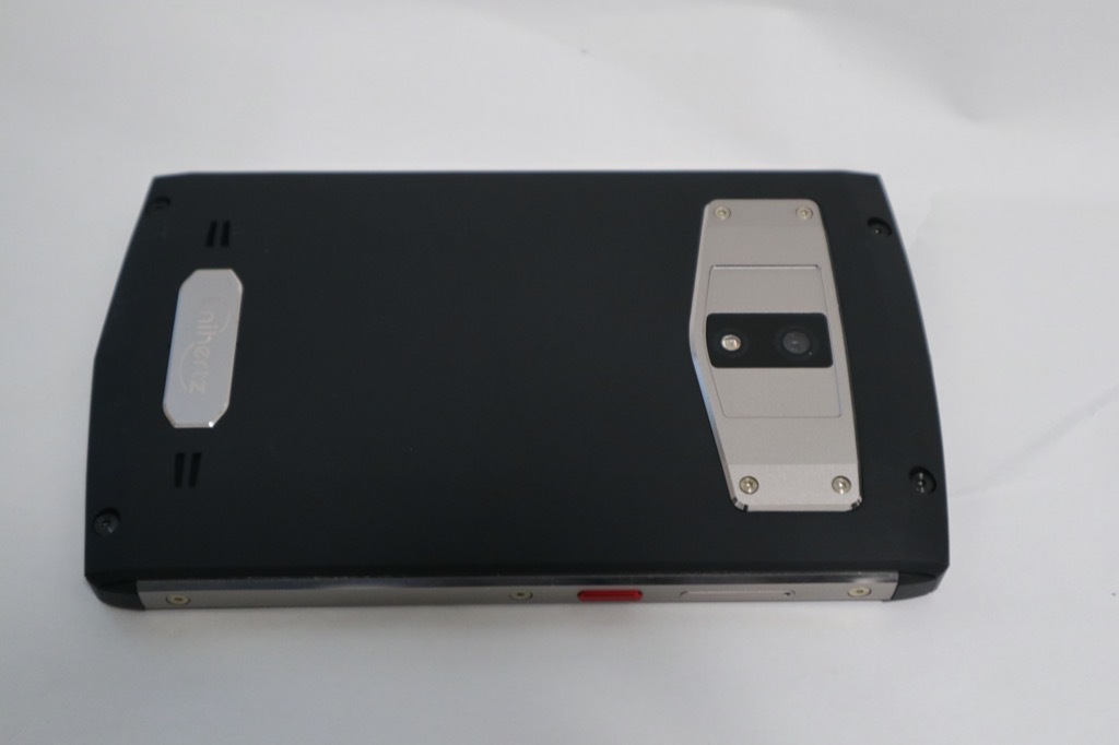 送料込【中古美品】Unihertz Titan 6GB/128GB ブラック/Black DSDV SIMフリー_2