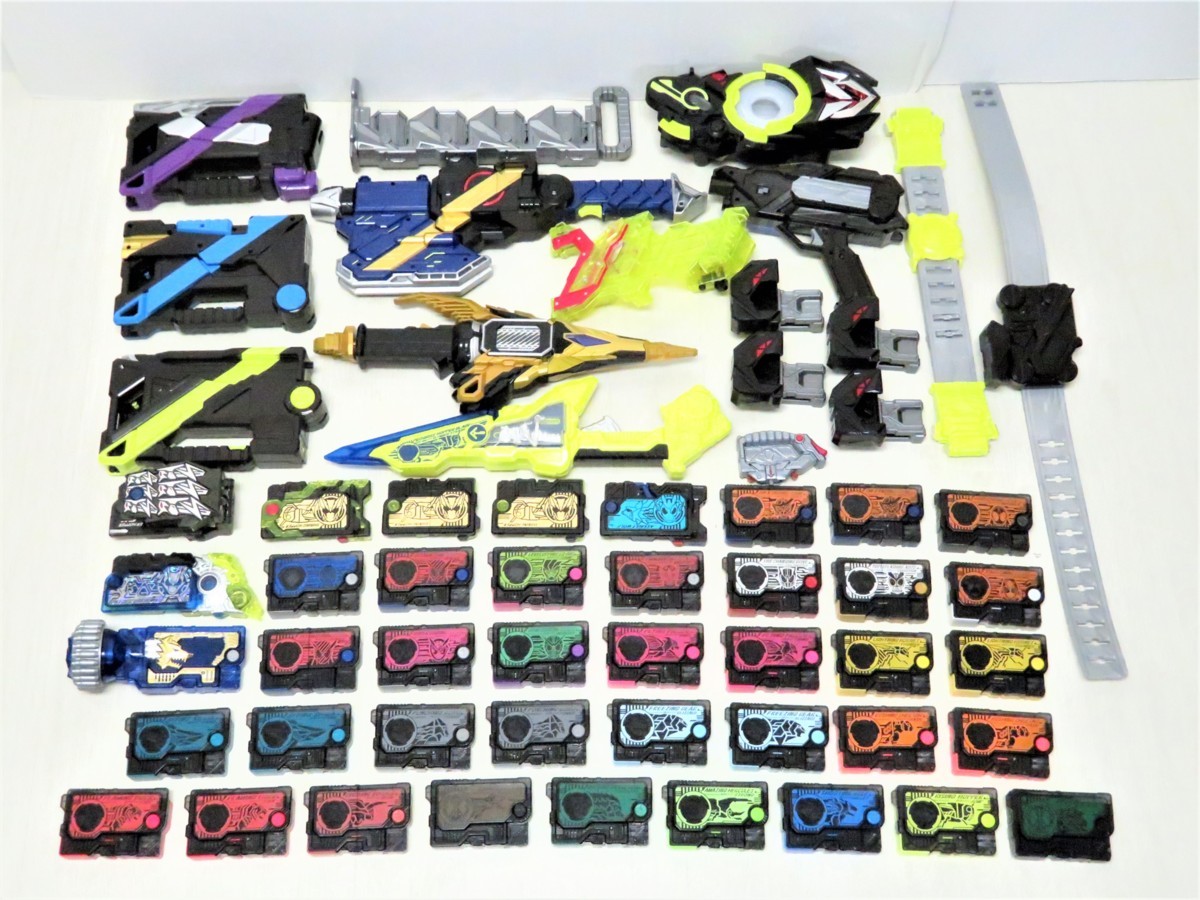 HO-875◇仮面ライダー ゼロワン 変身グッズ まとめ ドライバーユニット 