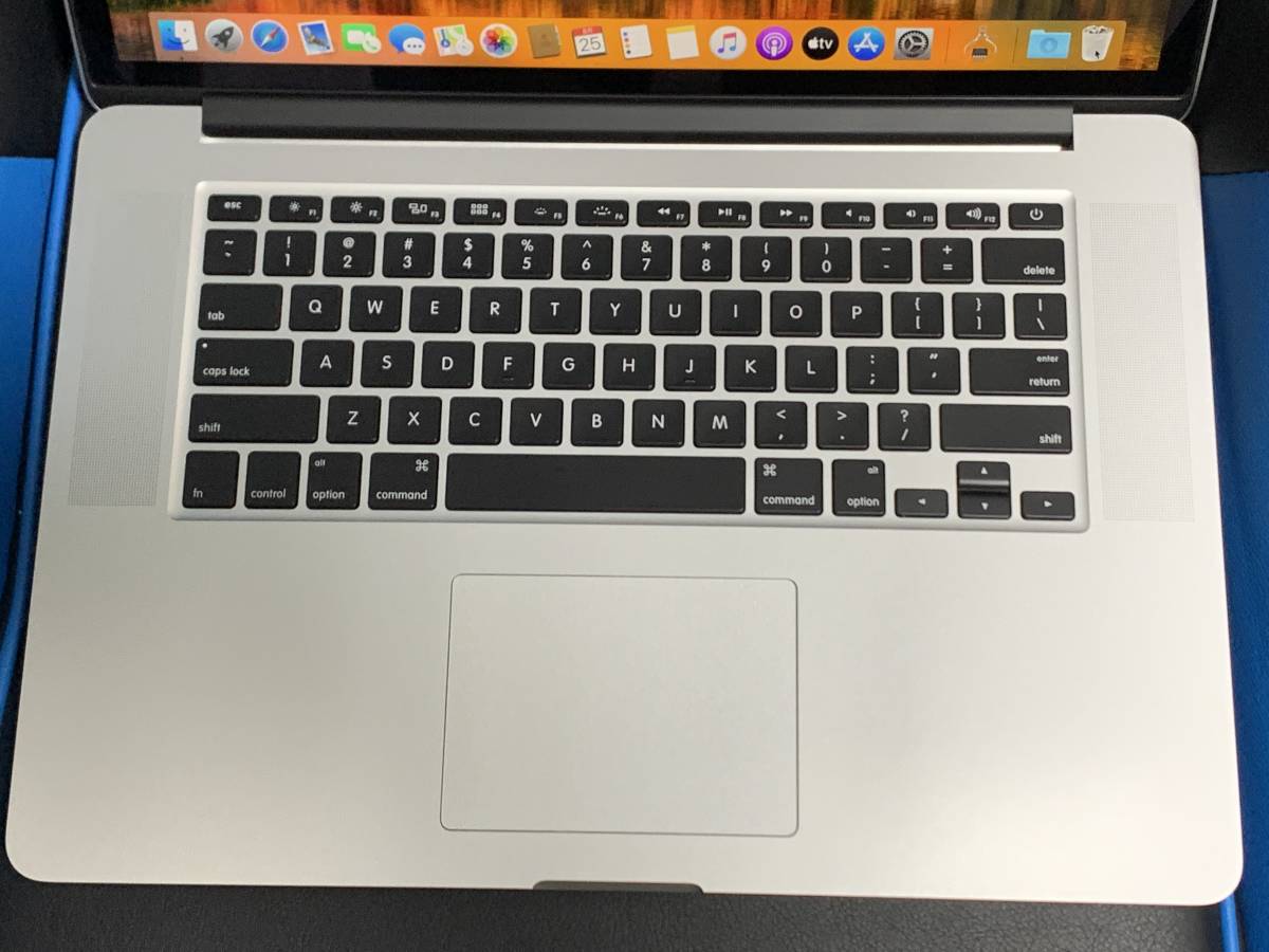 レビュー高評価の商品 Macbook Pro 2015 i7 2.2 GHz 16GB USキーボード ...