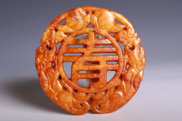 NK23871 中国美術 寿山石 桃寿刻提物 49g 根付 装飾品 検:寿山石 芙蓉