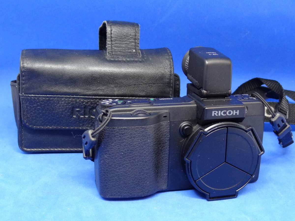 RICOH リコー GX200 自動開閉レンズキャップ付