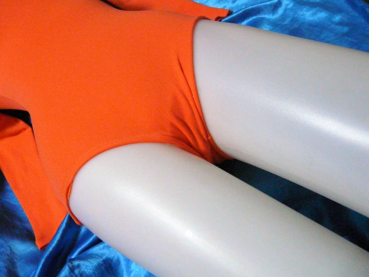 | カノコダンボール&frasl;エンボスロゴ入り長袖モックネックTシャツ 水出しブラッドオレンジ2026 公式通販サイト カレルチャペック紅茶店 Memorial RED - TNFオレンジ Tee ING STOP NEVER L&frasl;S NORTH 新