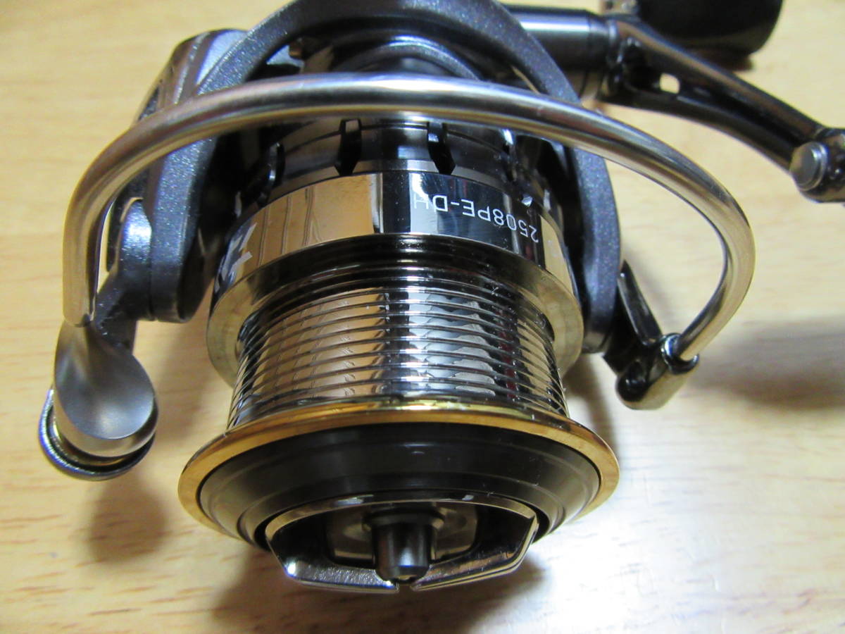 ☆DAIWA ダイワ☆15LUVIAS☆ルビアス2508PE-DH☆中古品 スピニング