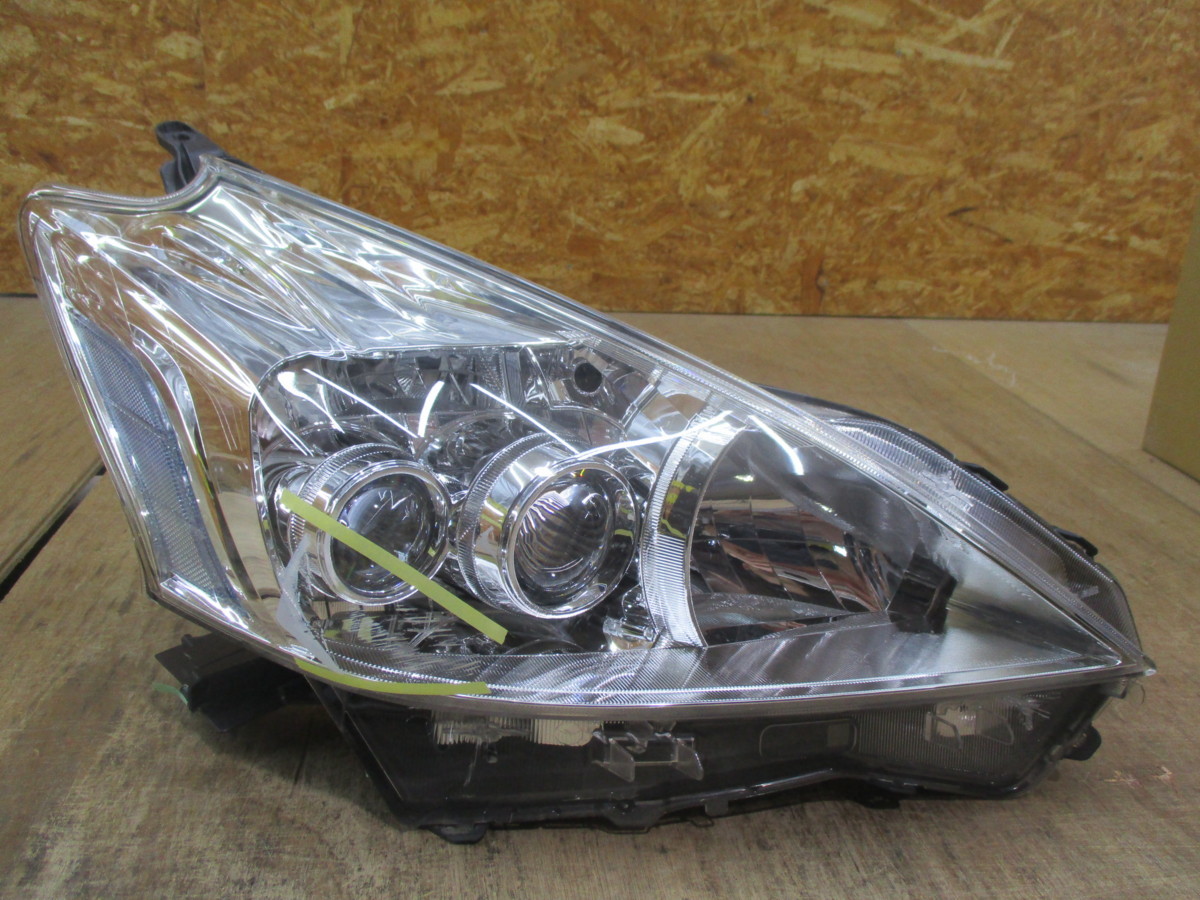 即決 プリウスα/アルファ ZVW40/ZVW41 前期 LED 右ヘッドライト 純正