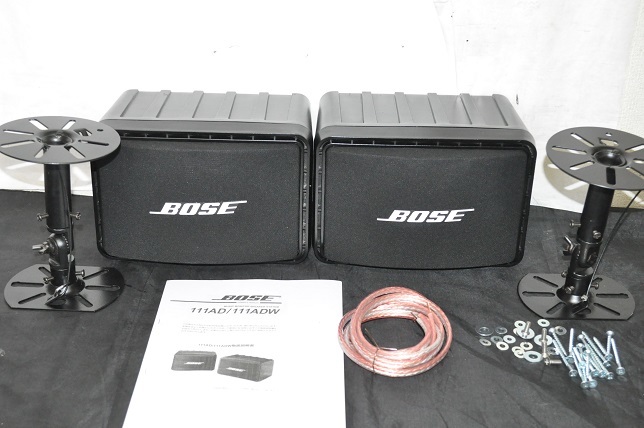 秋の新作 BOSE 111AD ボーズ スピーカー シリアル連番 ブラケット付