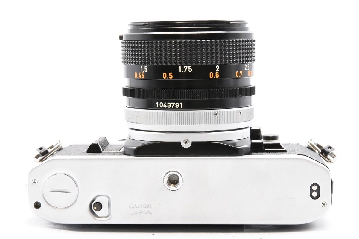 AE-1 Canon 35mm | 50mm SLR with Camera キャノン AE1 Lens f⁄1.8 AE-