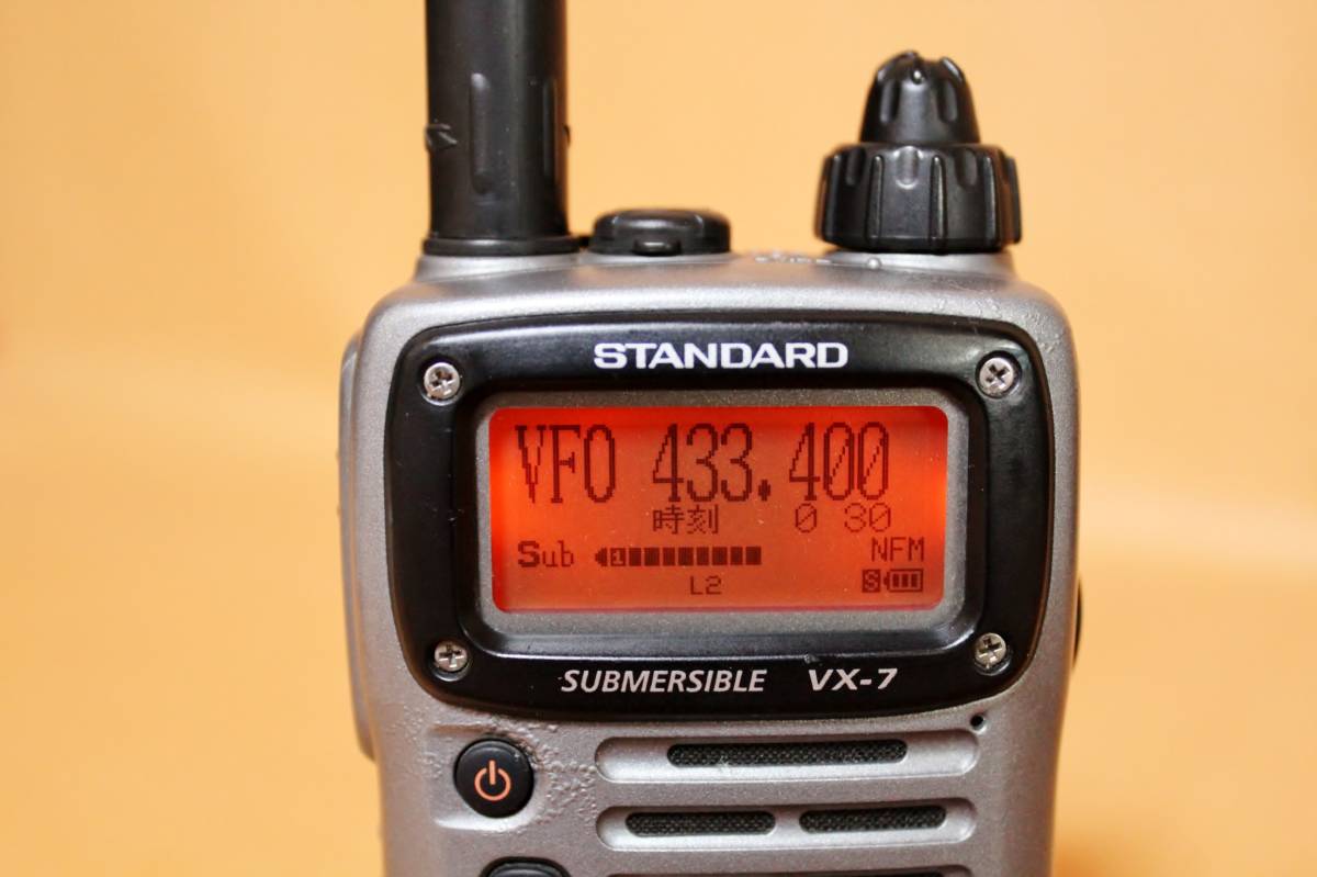 スタンダード VX-7 50⁄144⁄430MHz トリプルバンド ハンディー機 電池