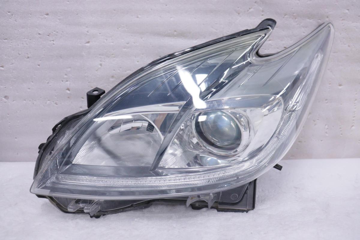 209-1493-M☆後期 HID☆ZVW30 プリウス☆左ヘッドライト KOITO 47-52