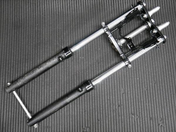 APE50 FIよりエイプ100にも TYPE-DかXR100MフロントASSY トップ