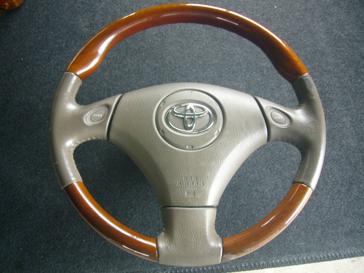 トヨタ車用 ウッドステアリング 16アリスト(ステアリング、ハンドル