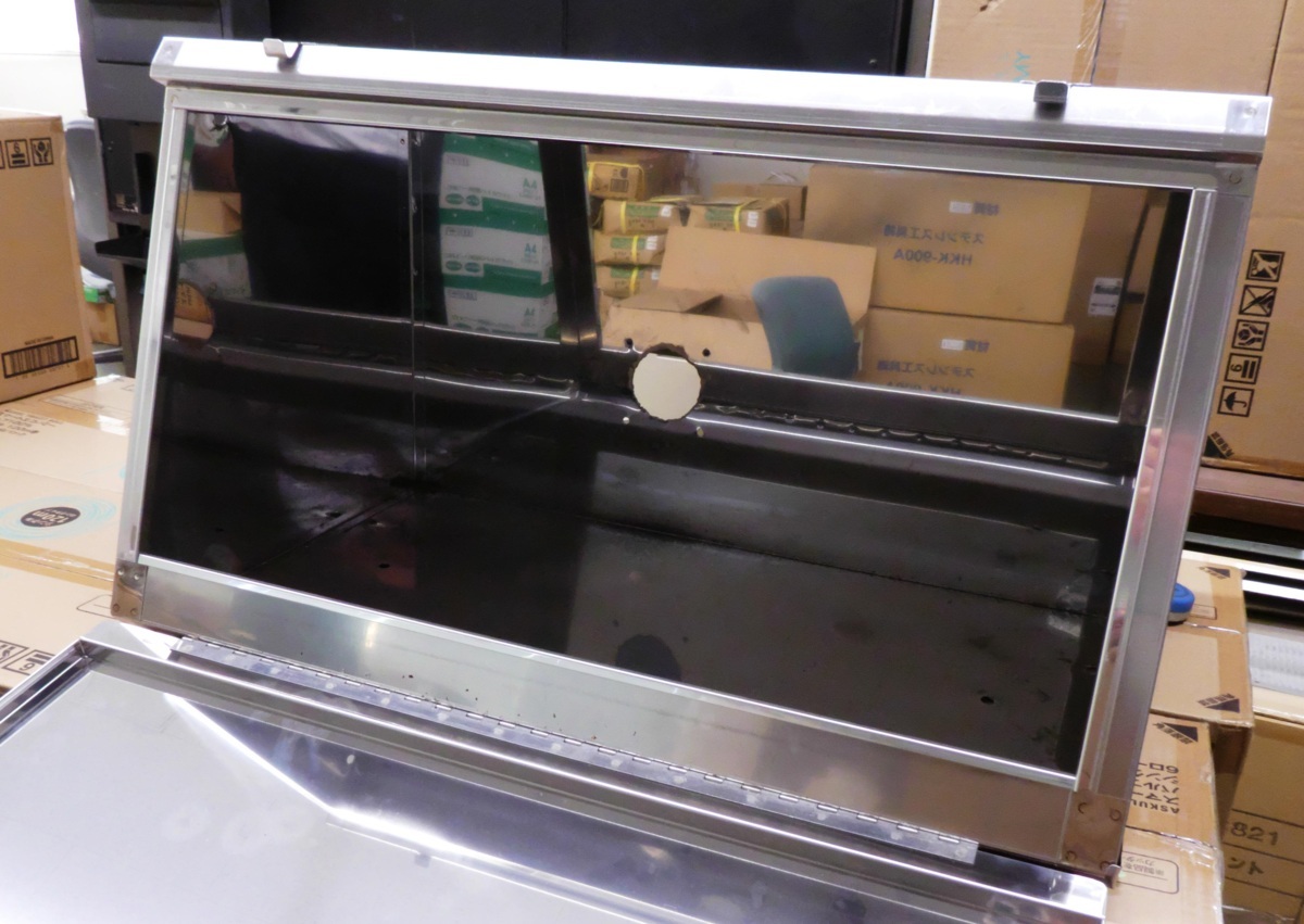 新品，人気 日本ボデーパーツ工業製ステンレス工具箱 HKK-750A