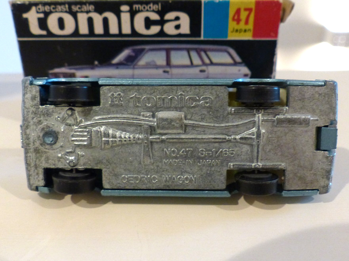 TM-02 黒箱トミカ 47-1-1 日産セドリックワゴン 1Eホイール 旧 TM-02 黒箱トミカ 47-1-1 日産セドリックワゴン 1Eホイール 旧