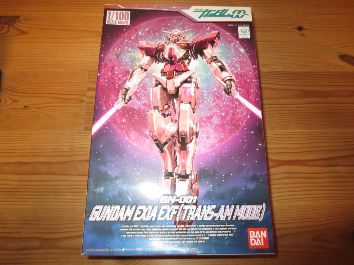 ガンダム ダブルオー GN-004 ガンダムエクシアEXF トランザムモード と GN-006 ケルディム ガンダム と HGUC 1/144 アイザック 送料込即決